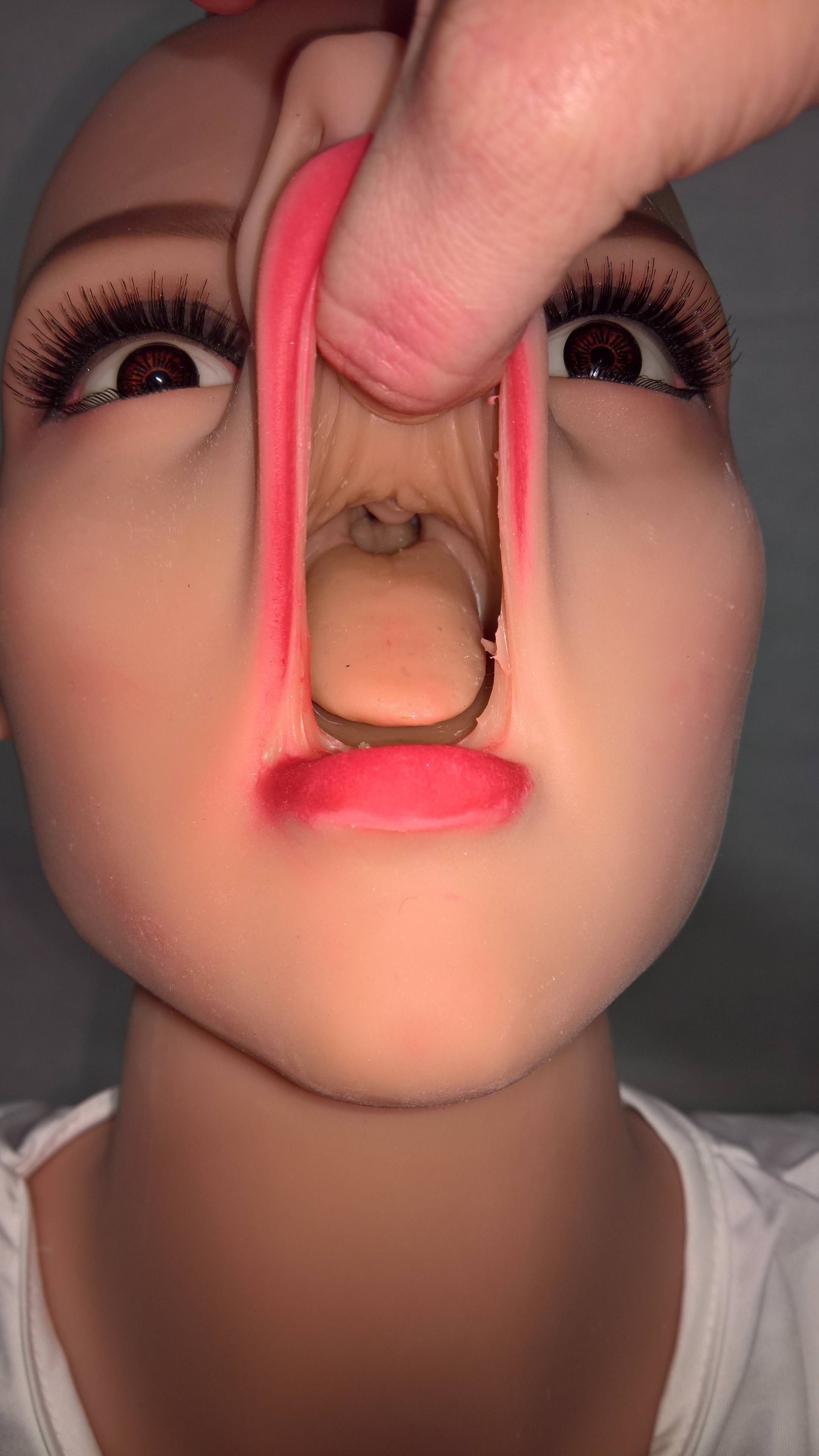 Sex doll with tongue